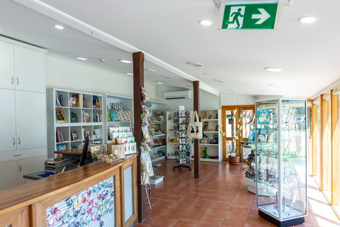 Swan Hill Regional Art Gallery - Great Ocean Road Tourism 1
