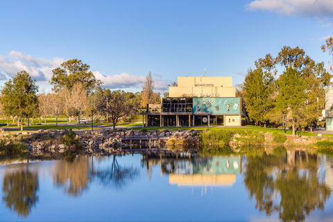 Wagga Wagga Civic Theatre - Great Ocean Road Tourism 1