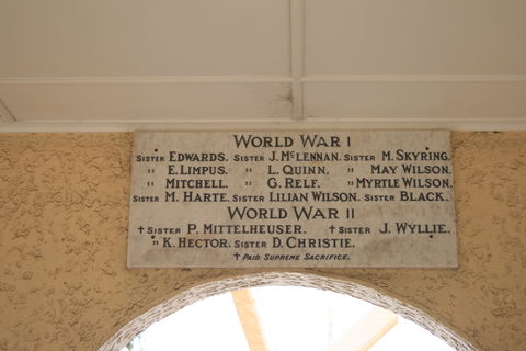 Bundaberg War Nurses Memorial And Park - Great Ocean Road Tourism 1
