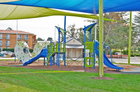 Queen Elizabeth Ll Park Queanbeyan - Great Ocean Road Tourism 0