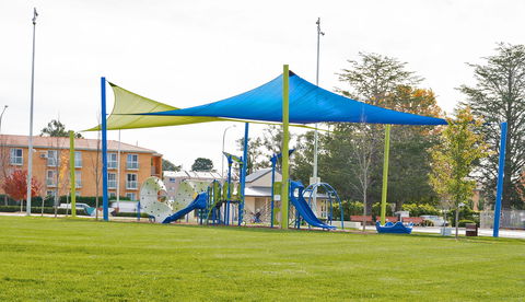 Queen Elizabeth Ll Park Queanbeyan - Great Ocean Road Tourism 1