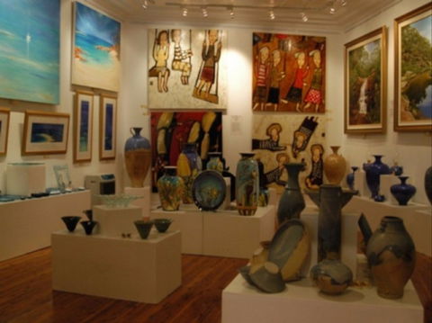 Articles Fine Art Gallery - Great Ocean Road Tourism 0
