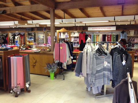 Australian Alpaca Barn - Pokolbin - Great Ocean Road Tourism 2