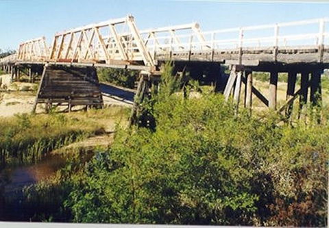 Bulga Bridge Over Wollombi Brook - Great Ocean Road Tourism 0