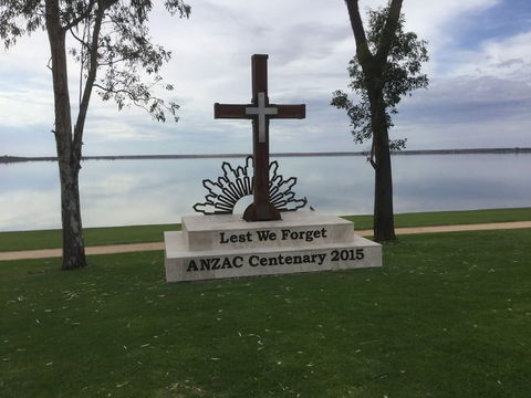 Anzac Centenary Cross - Great Ocean Road Tourism 0