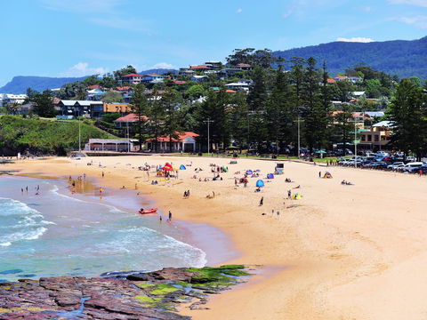 Austinmer Beach - Great Ocean Road Tourism 1