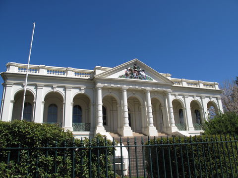 The Yass Courthouse - Great Ocean Road Tourism 0