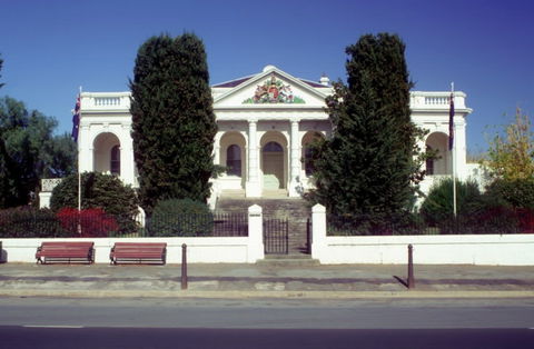 The Yass Courthouse - Great Ocean Road Tourism 2