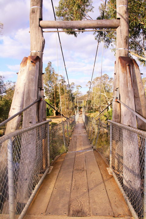 Avon River Walk Trail And Janet Millet Lane - Great Ocean Road Tourism 1