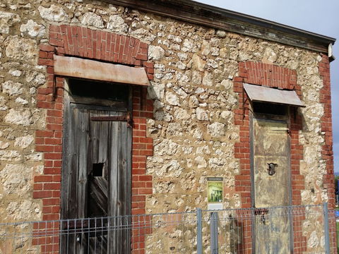 A Walk Back In Time Time Trail - Kingscote - Great Ocean Road Tourism 0