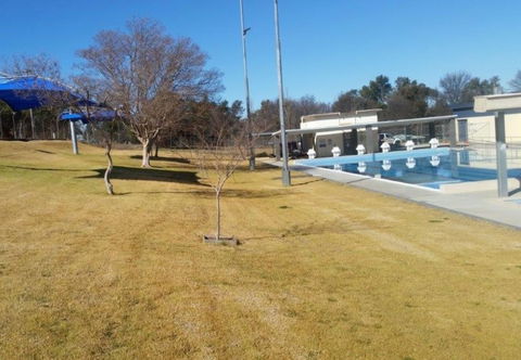 Canowindra Swimming Pool - Great Ocean Road Tourism 1