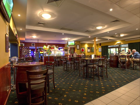 Canberra Irish Club - Great Ocean Road Tourism 0