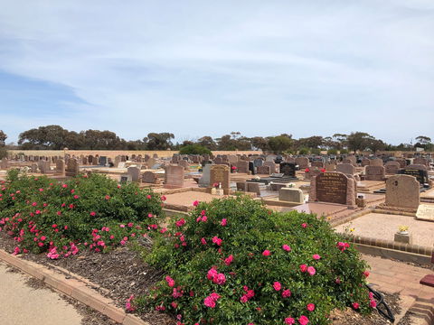 Kadina Cemetery - Great Ocean Road Tourism 2