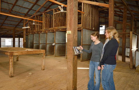 Yanga Woolshed - Great Ocean Road Tourism 0
