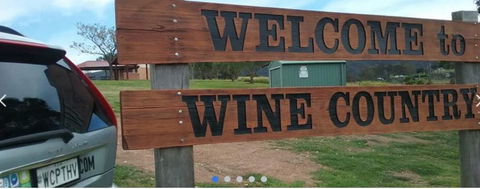 WCPTHV  Wine Country Private Transfers - Great Ocean Road Tourism 0