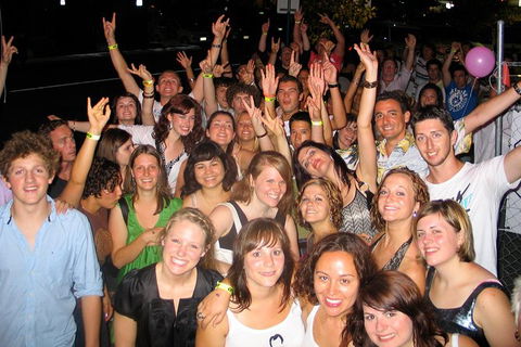 Cairns Pub & Club Tour - Great Ocean Road Tourism 4