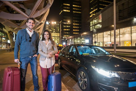 Cairns Airport (CNS) Departure Transfer (Cairns Hotels To Cairns CNS Airport) - Great Ocean Road Tourism 0
