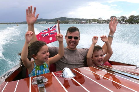 Noosa River Cruise For 3 To 4 People On A Classic Mahogany Speed Boat - 90 Min. - Great Ocean Road Tourism 4