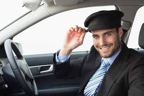 Cairns & Airport Transfers Between Port Douglas & Cairns (Private Chauffeur) - Great Ocean Road Tourism 1