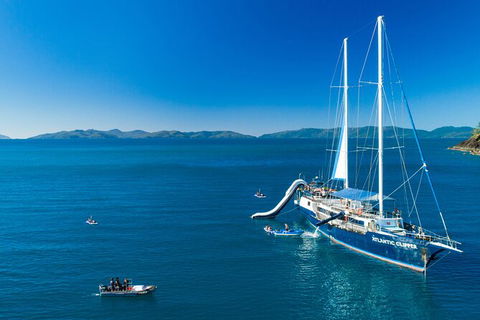 Day Sail The Whitsunday Islands On Atlantic Clipper From Airlie Beach - Great Ocean Road Tourism 0