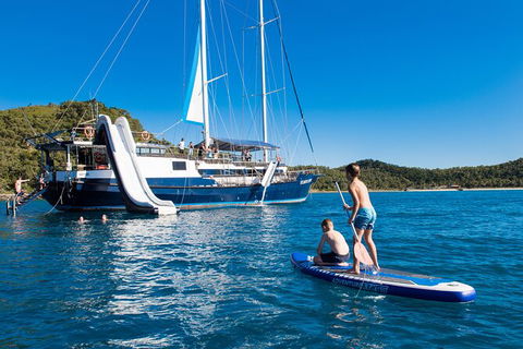Day Sail The Whitsunday Islands On Atlantic Clipper From Airlie Beach - Great Ocean Road Tourism 9