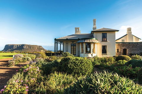 Cruise Ship Special From Burnie To Stanley And The Nut - Great Ocean Road Tourism 7