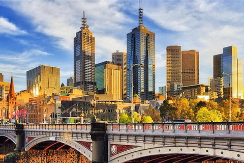 Melbourne Airport Transfers: Melbourne To Melbourne Airport MEL In Luxury Van - Great Ocean Road Tourism 2