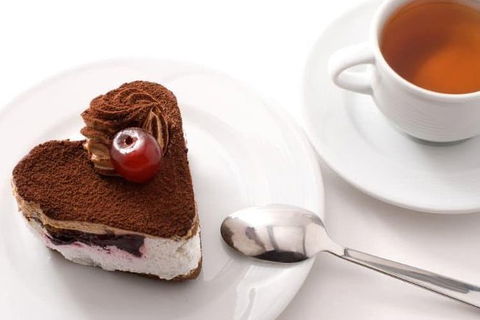 Romance Cruise + Scenic Tour + Beer Tasting + 3 Course Lunch + Hamper - Great Ocean Road Tourism 1