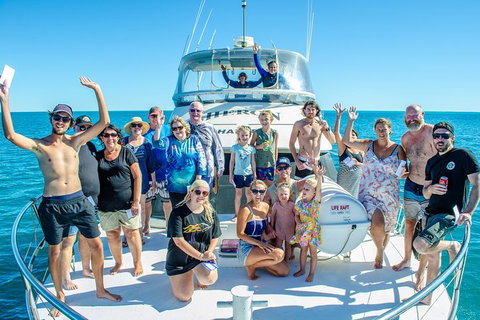 Full-Day Whale Sharks Swimming Experience On Ningaloo Reef - Great Ocean Road Tourism 16