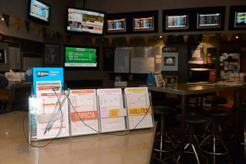 The Cove Tavern - Great Ocean Road Tourism 1