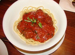 Annies Pizza & Restaurant - Great Ocean Road Tourism 5