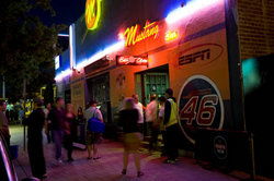 Mustang Bar - Great Ocean Road Tourism 0