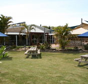 Moonee Beach Tavern - Great Ocean Road Tourism