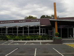 Sandown Park Hotel - Great Ocean Road Tourism 0
