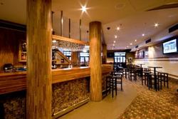 The Coopers Hotel Newtown - Great Ocean Road Tourism 3