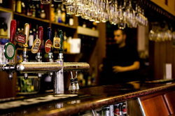 Robert Burns Hotel - Great Ocean Road Tourism 0