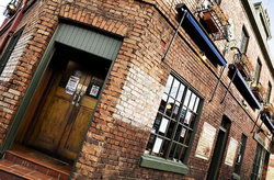 Robert Burns Hotel - Great Ocean Road Tourism 1