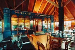 Willie McBrides Irish Bar - Great Ocean Road Tourism 1