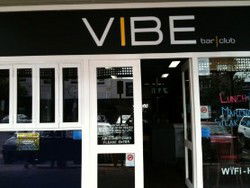 Vibe Bar And Restaurant - Great Ocean Road Tourism 3