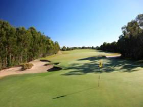 Pelican Waters Golf Club - Great Ocean Road Tourism 0
