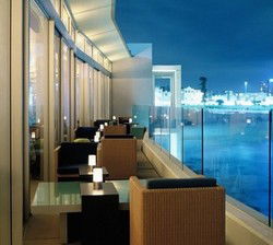 Icebergs Dining Room And Bar - Great Ocean Road Tourism 0