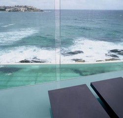 Icebergs Dining Room And Bar - Great Ocean Road Tourism 1