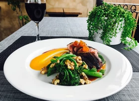 Shenanigans At The Imperial - Great Ocean Road Tourism 5