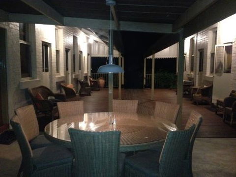 Moyhu Hotel - Great Ocean Road Tourism 3