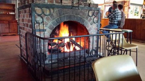 Maidenwell Hotel - Great Ocean Road Tourism 3