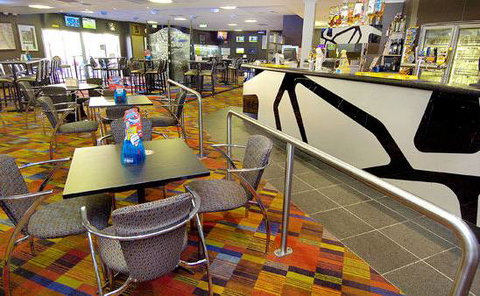 Hervey Bay RSL - Great Ocean Road Tourism 4