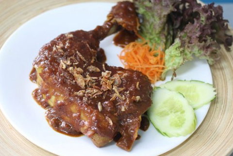 Betawi Indonesian Restaurant - Great Ocean Road Tourism 3