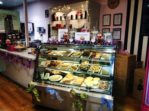 Zoe's Sweet Boutique Cafe - Great Ocean Road Tourism 0