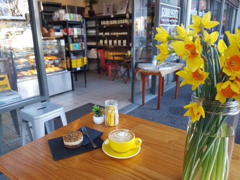 Gobblegutz Espresso Bar & Gourmet Food Store - Great Ocean Road Tourism 1