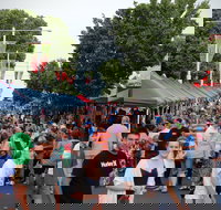 Cowra Christmas Street Festival - Great Ocean Road Tourism